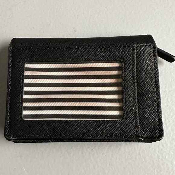 Authentic Kate Spade Wallet - Picture 13 of 13